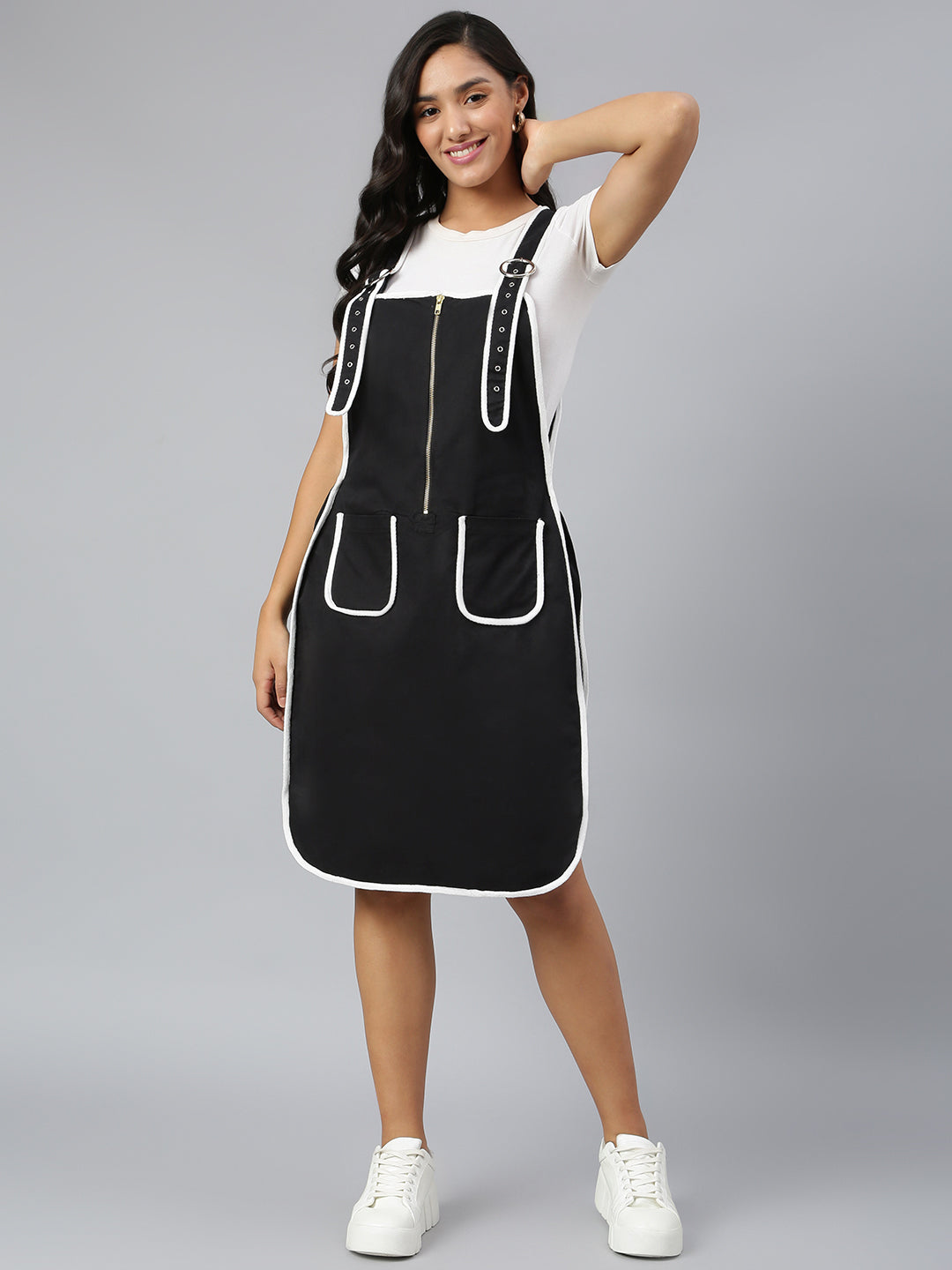 FINSBURY LONDON® Women's Dungaree Dress with Contrast Piping - Ebony Black