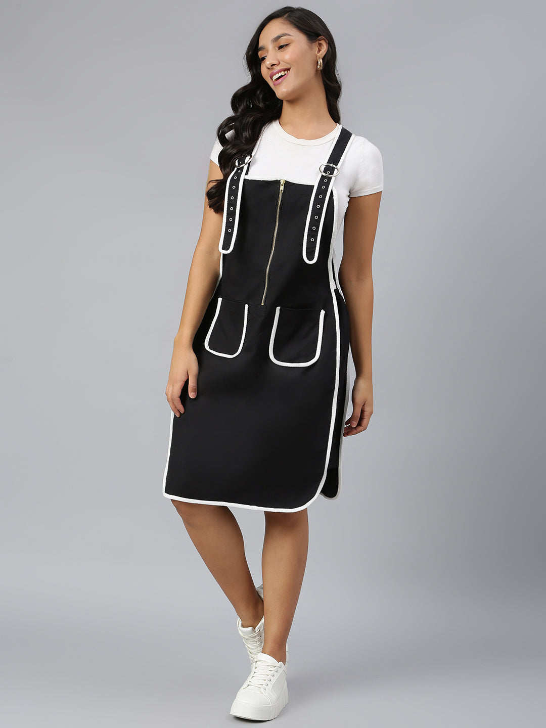 FINSBURY LONDON® Women's Dungaree Dress with Contrast Piping - Ebony Black